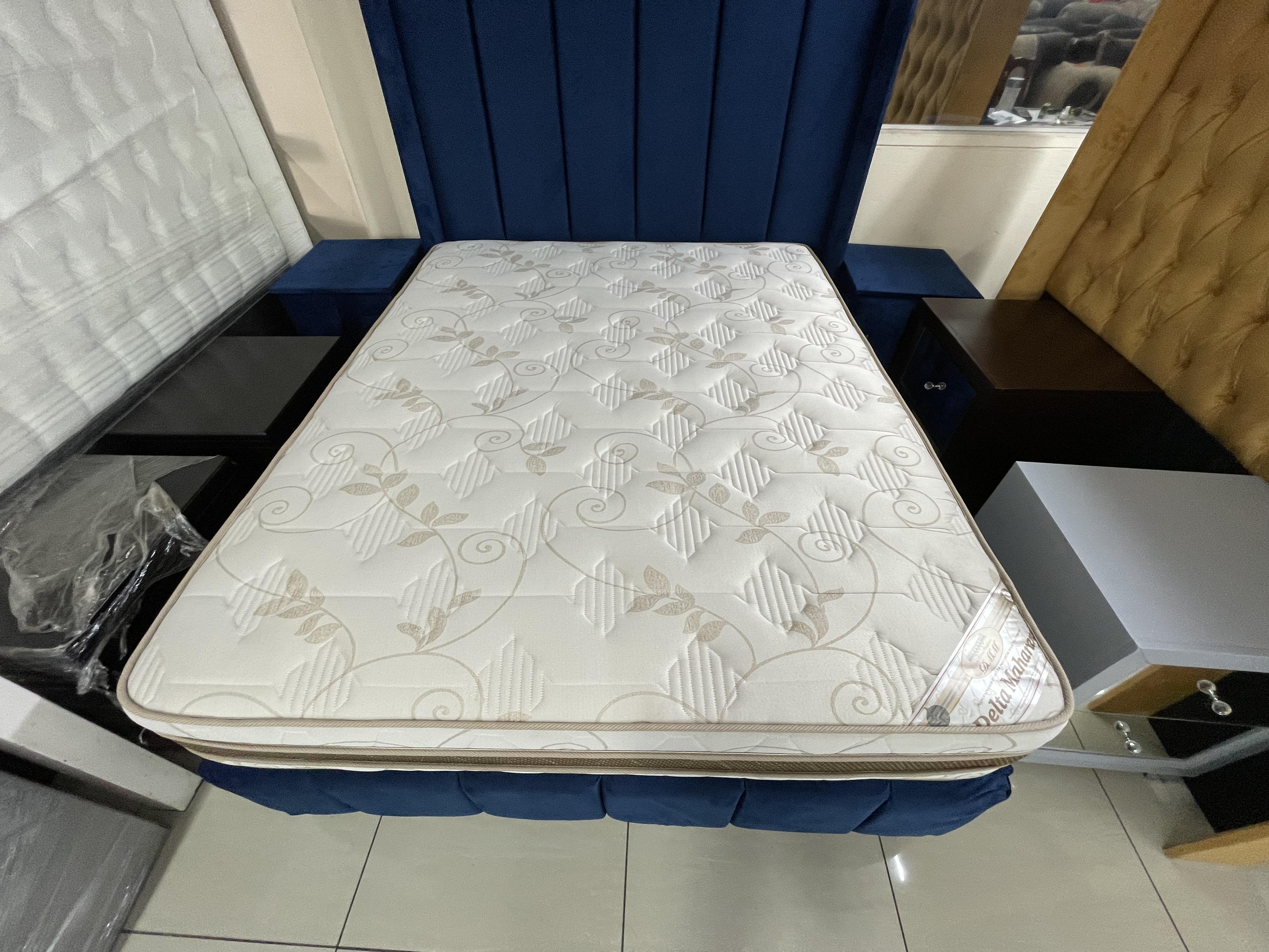 Maharani Double Bed