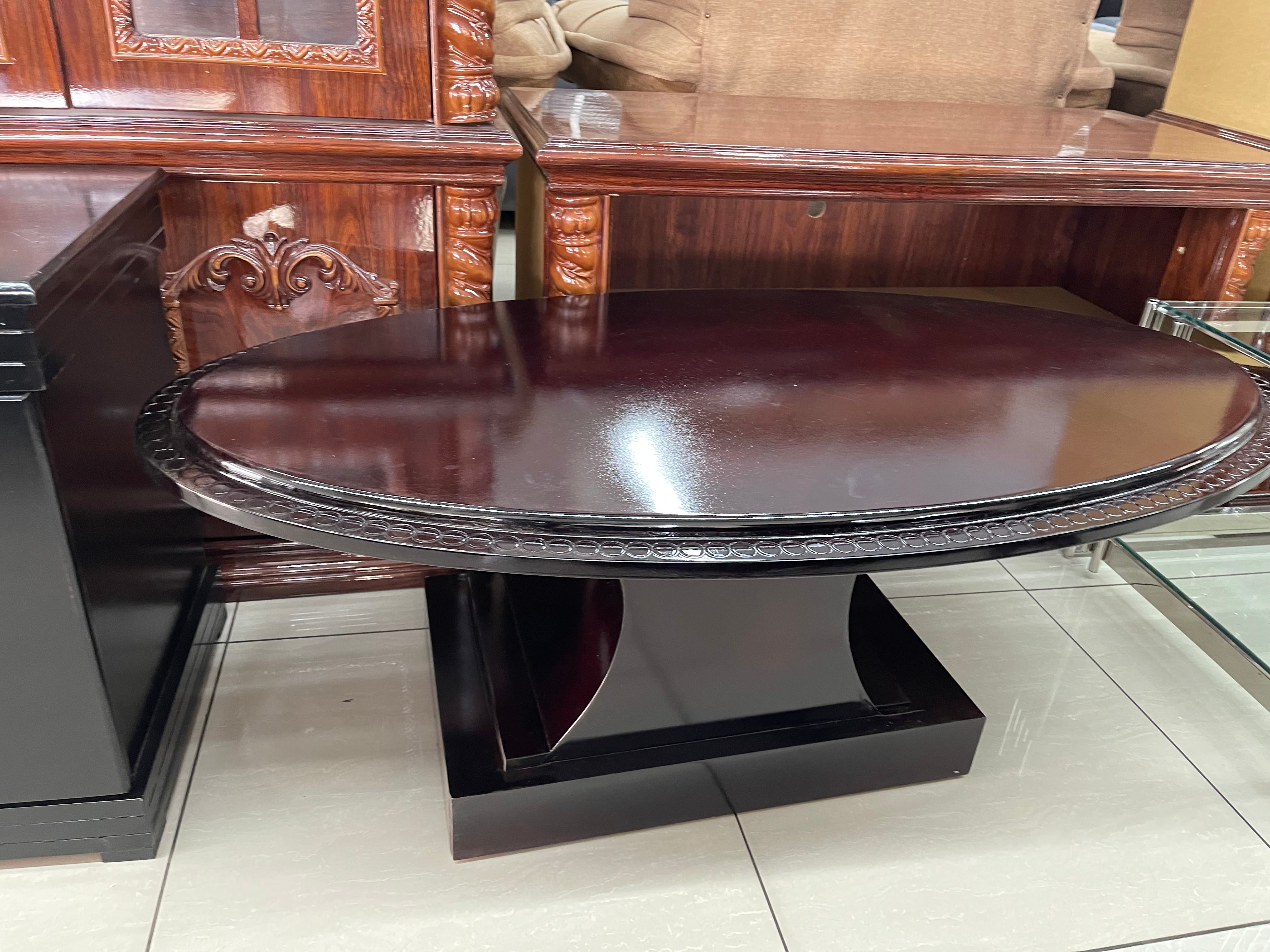 Oval Coffee Table