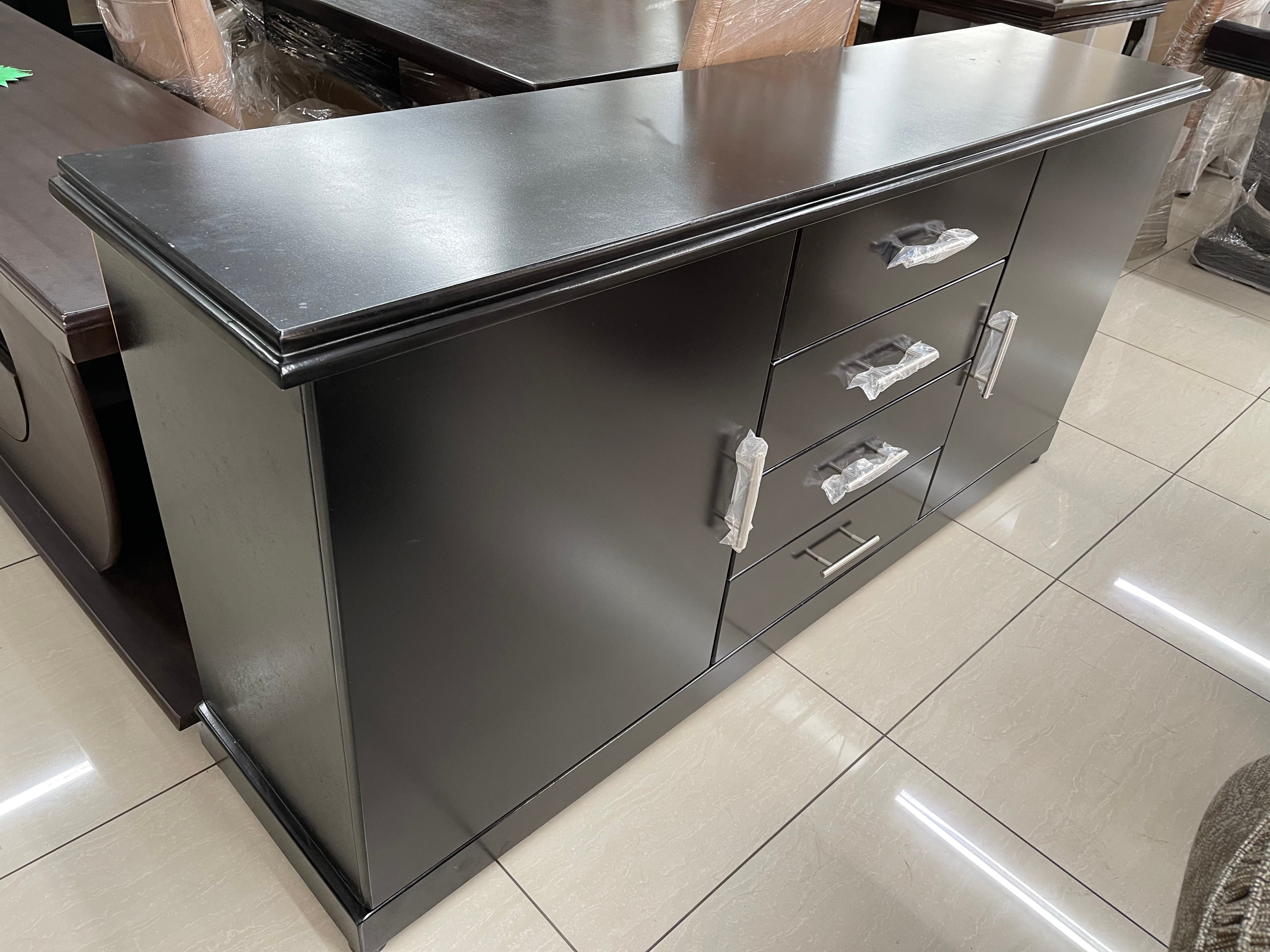 Kuba Side Board